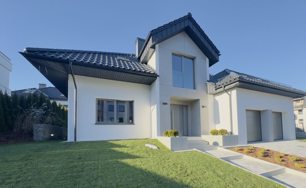 Realisation of aluminium joinery in a detached house using Aluprof MB 79N and MB 77HS 2 system